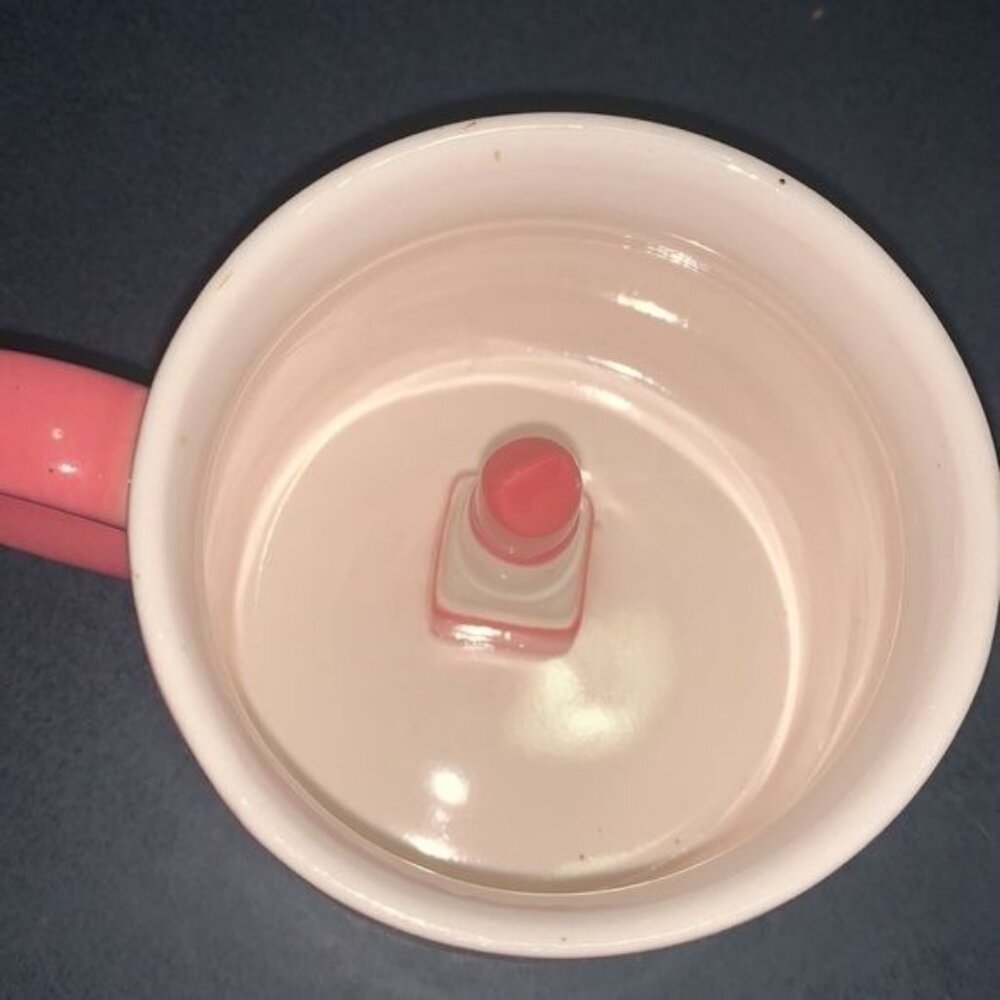 Makeup Junky Pink Ceramic Mug With Lipstick Inside - Picture 3 of 7